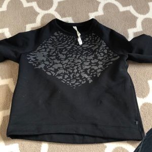 LuLu Lemon sweatshirt